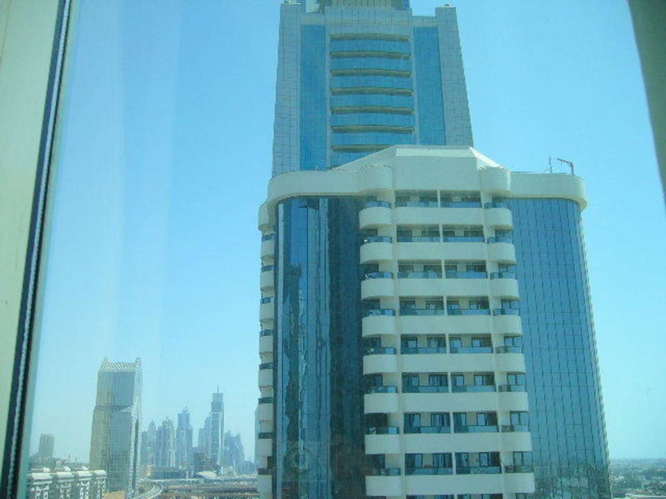 Blick auf das Towers Rotana Towers Rotana