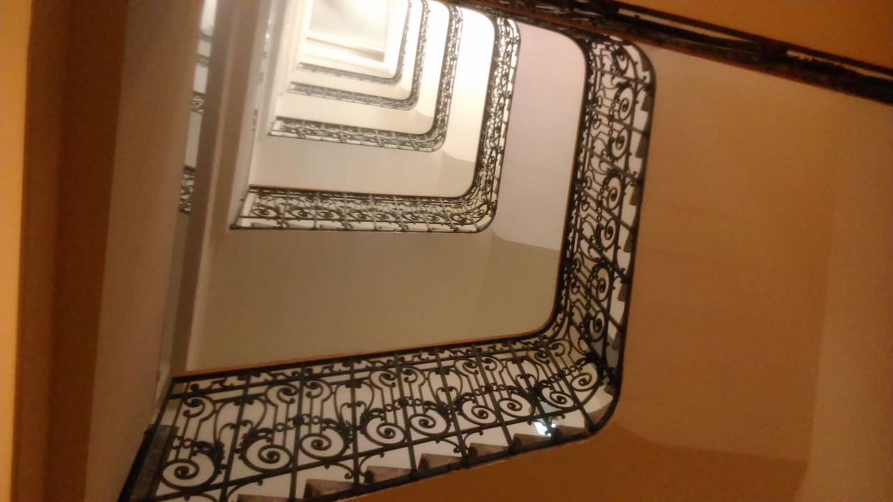 Treppenhaus Altbau Steigenberger Hotel Herrenhof