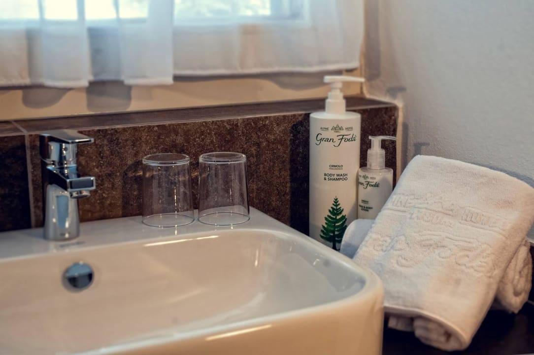 Badezimmer Alpine Hotel Gran Fodá