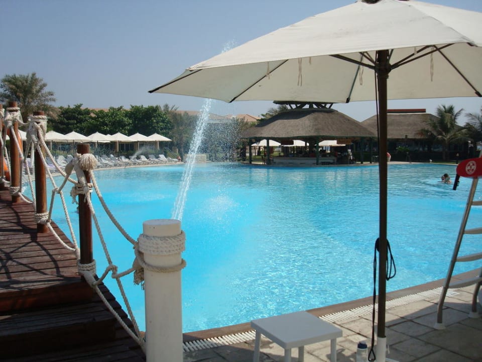 Pool Fujairah Rotana Resort & Spa