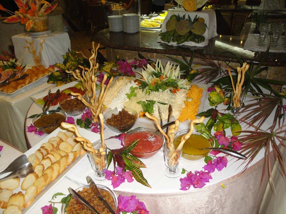 Büffetrestaurant Grand Sirenis Punta Cana Resort & Aquagames