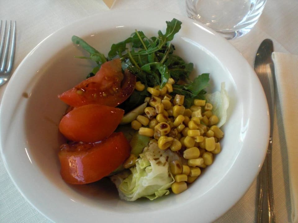 Salat vom Buffet Hotel Parigi