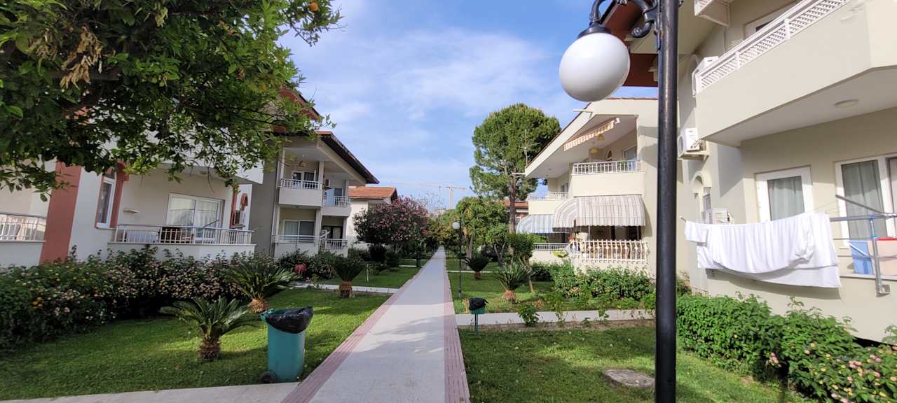 Gartenanlage Hotel Sirma