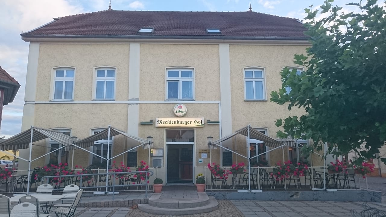 Außenansicht Hotel Mecklenburger Hof