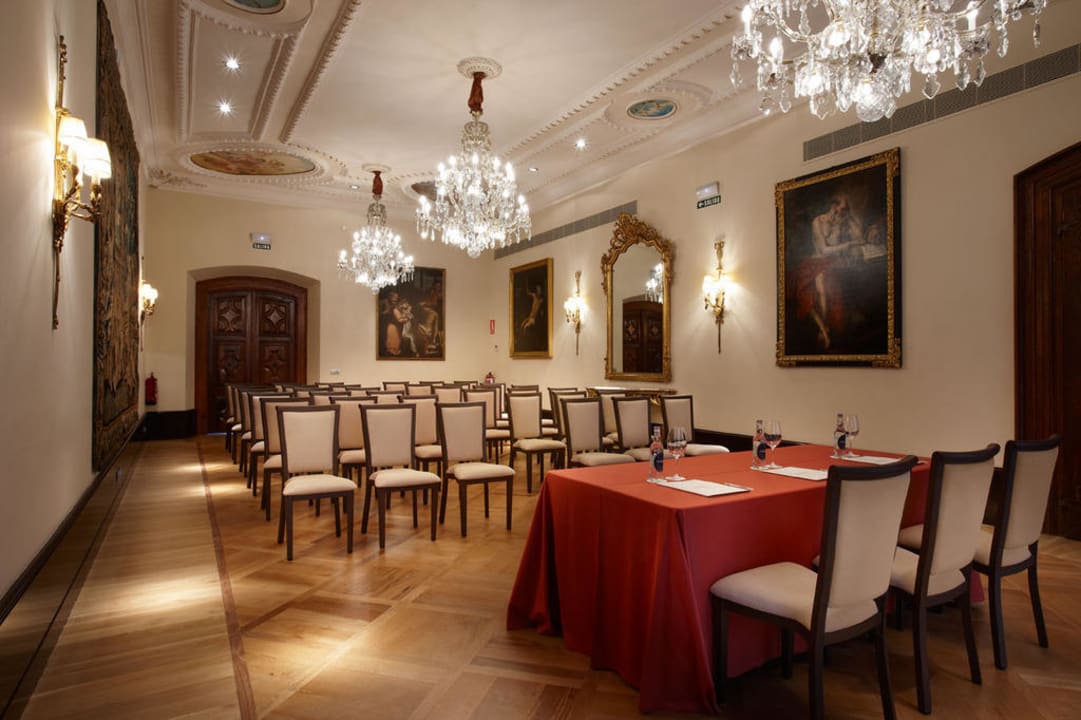 Salón Isabel II Hotel Palacio Guendulain