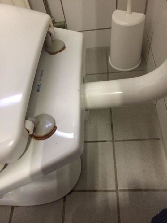 Toilettenbrillenhalter verdreckt Center Parcs Park Nordseeküste