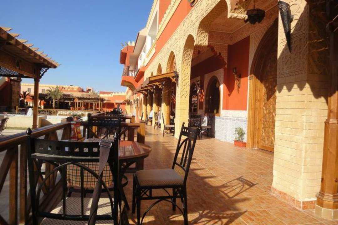 Terrasse Pickalbatros Alf Leila Wa Leila Resort - Neverland Hurghada