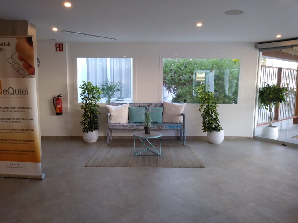 Lobby HSM Linda Playa