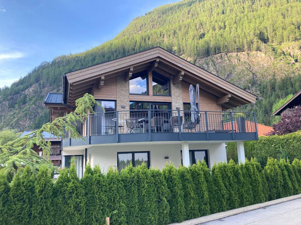 Außenansicht Alpenchalet Tirol