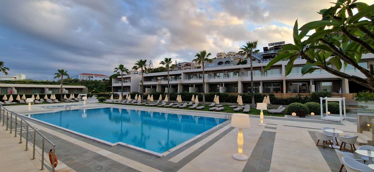 Pool Avra Imperial Hotel