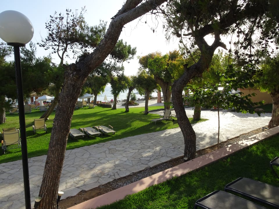Gartenanlage Domes of Corfu, Autograph Collection