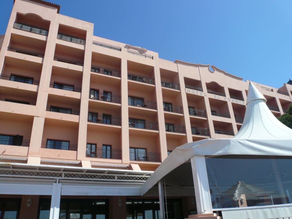 Ansicht vom Garten Hotel El Fuerte Marbella