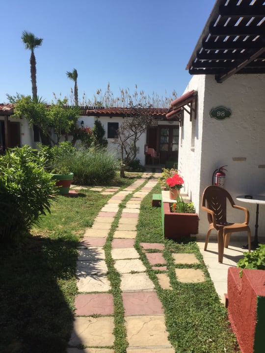 Gartenanlage Gaia Garden Hotel