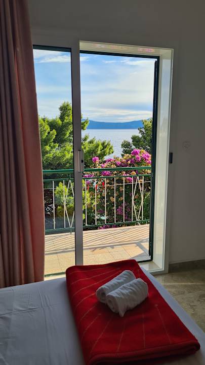 Zimmer Rooms with shared kitchen "Milica"