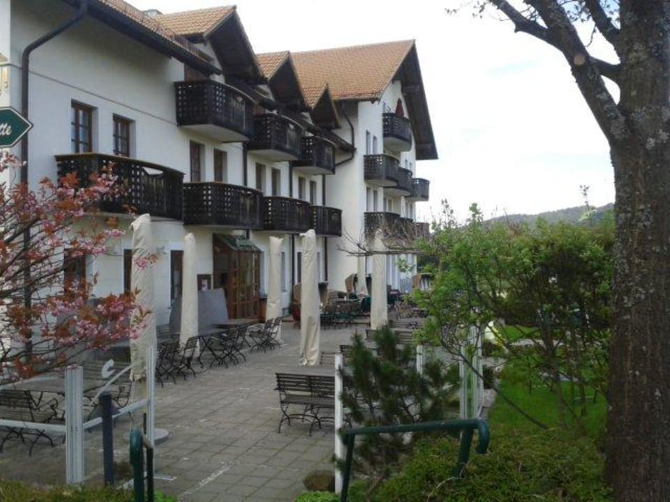 Von Aussen Berghotel Maibrunn