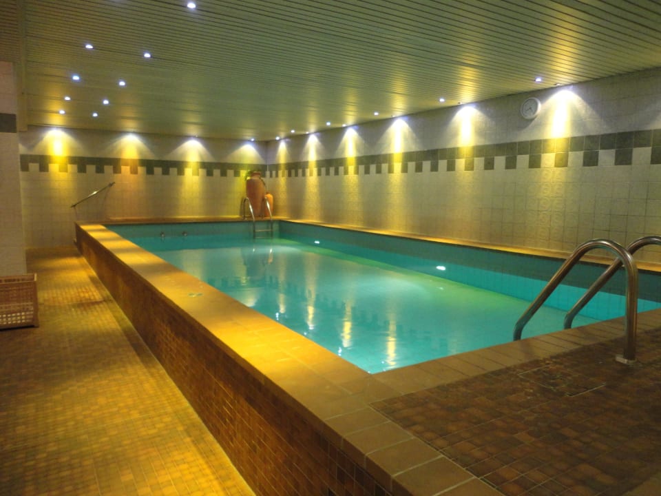 Pool Leonardo Hotel Köln