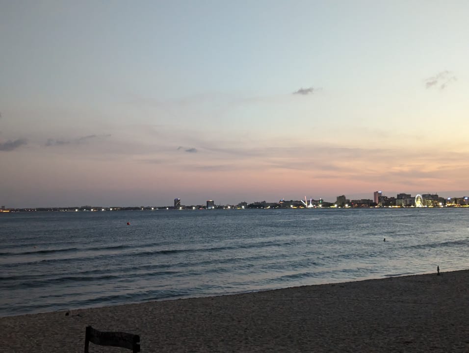 Strand Secrets Sunny Beach Resort & Spa