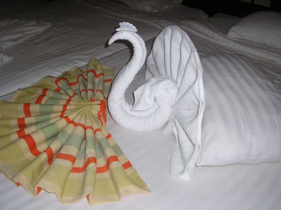 Piny z ręcznika Serenity Alpha Beach