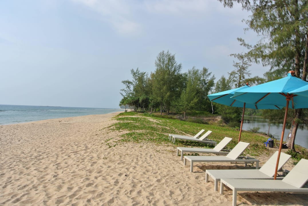 Strand Away Phuket Le Coral