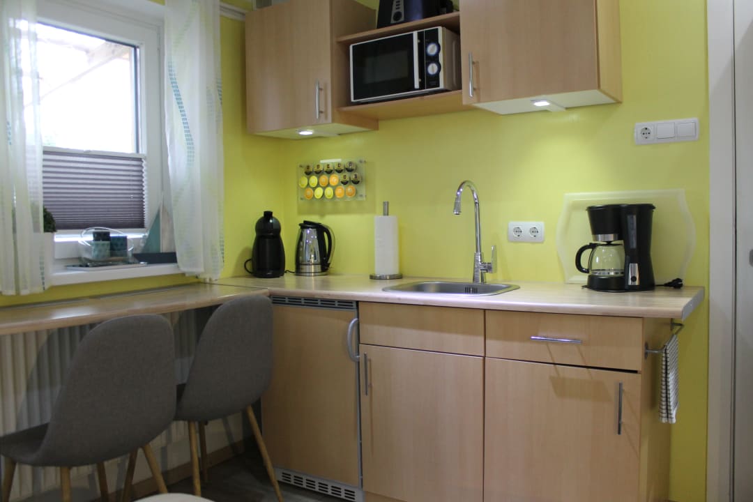 Zimmer XXS Appartement - Studio für 2 Gäste mit Terrasse und Strandkorb