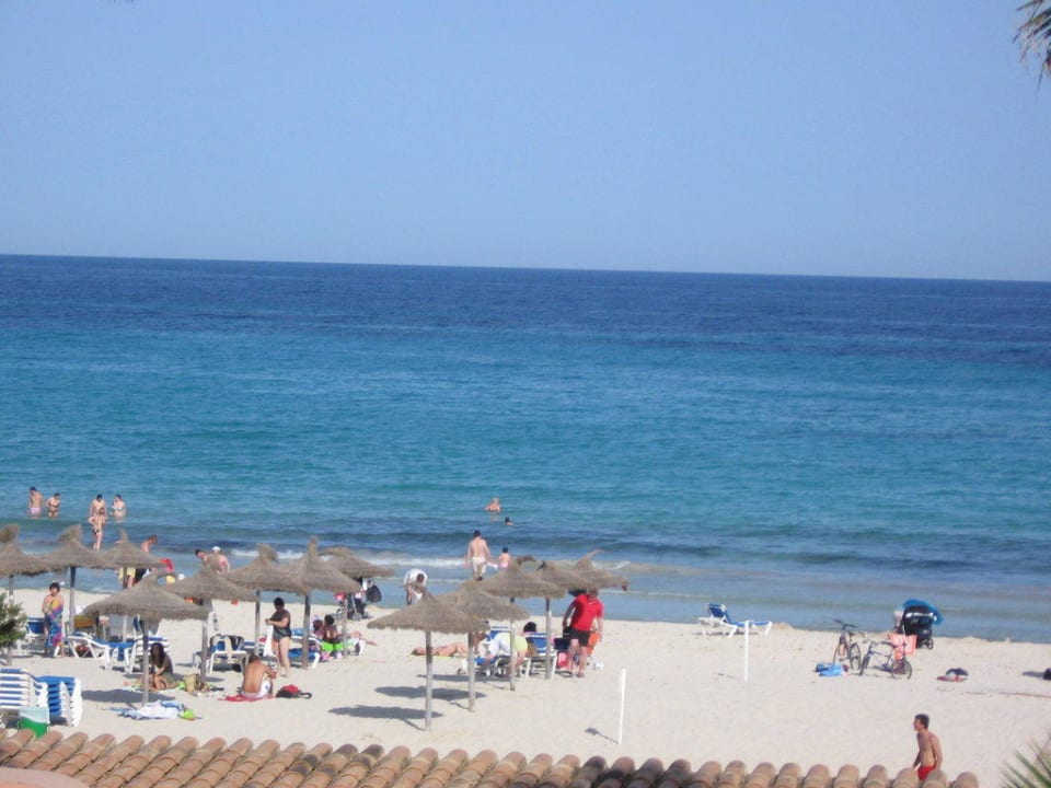Strand vor dem Hotel Hipotels Mediterraneo Club