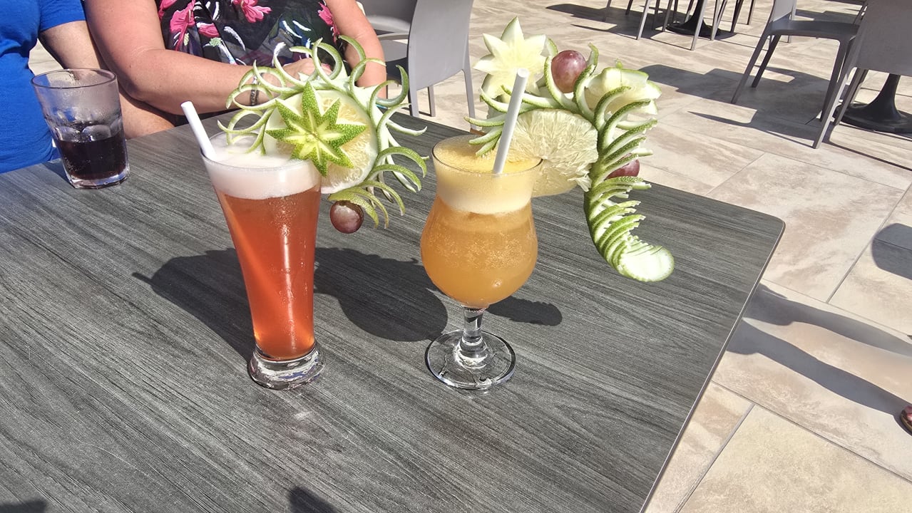 Pool Melas Resort Hotel