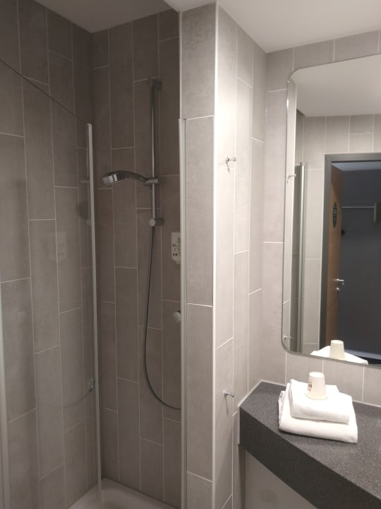 Zimmer B&B Hotel Lübeck