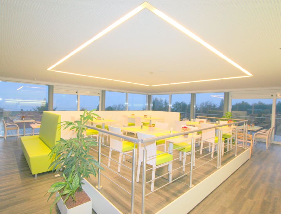 Frühstückslounge am Morgen Duhner Strandhus