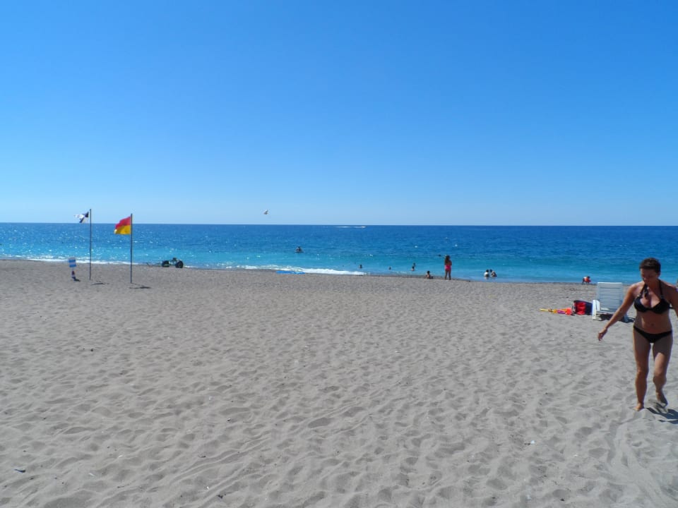 Strand Cenger Beach Resort & Spa