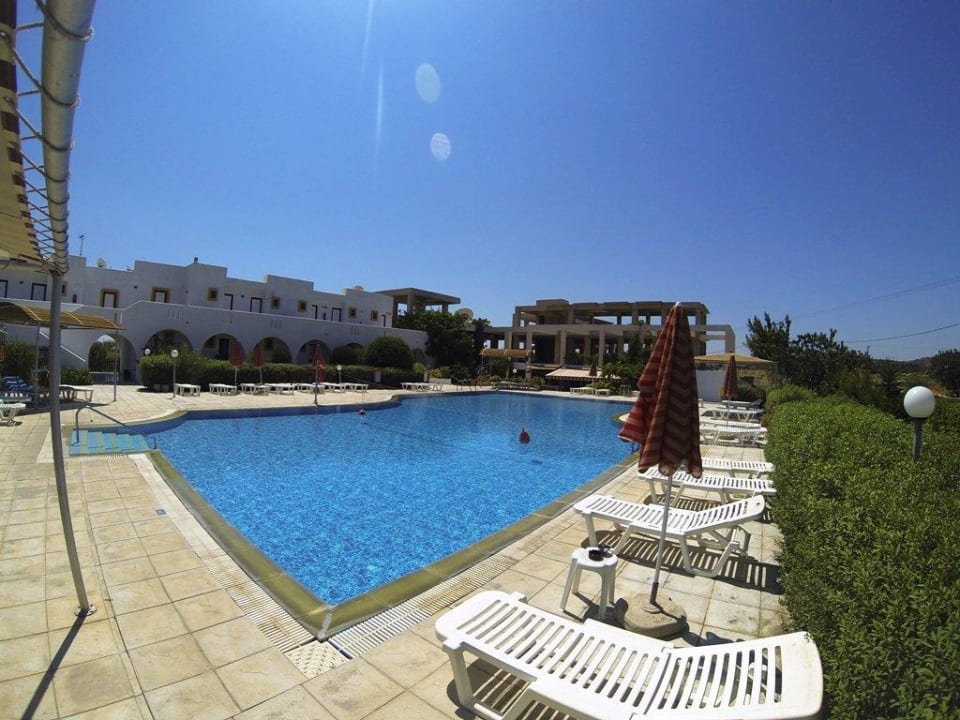 Sunny View Hotel - pool Sunny View Hotel