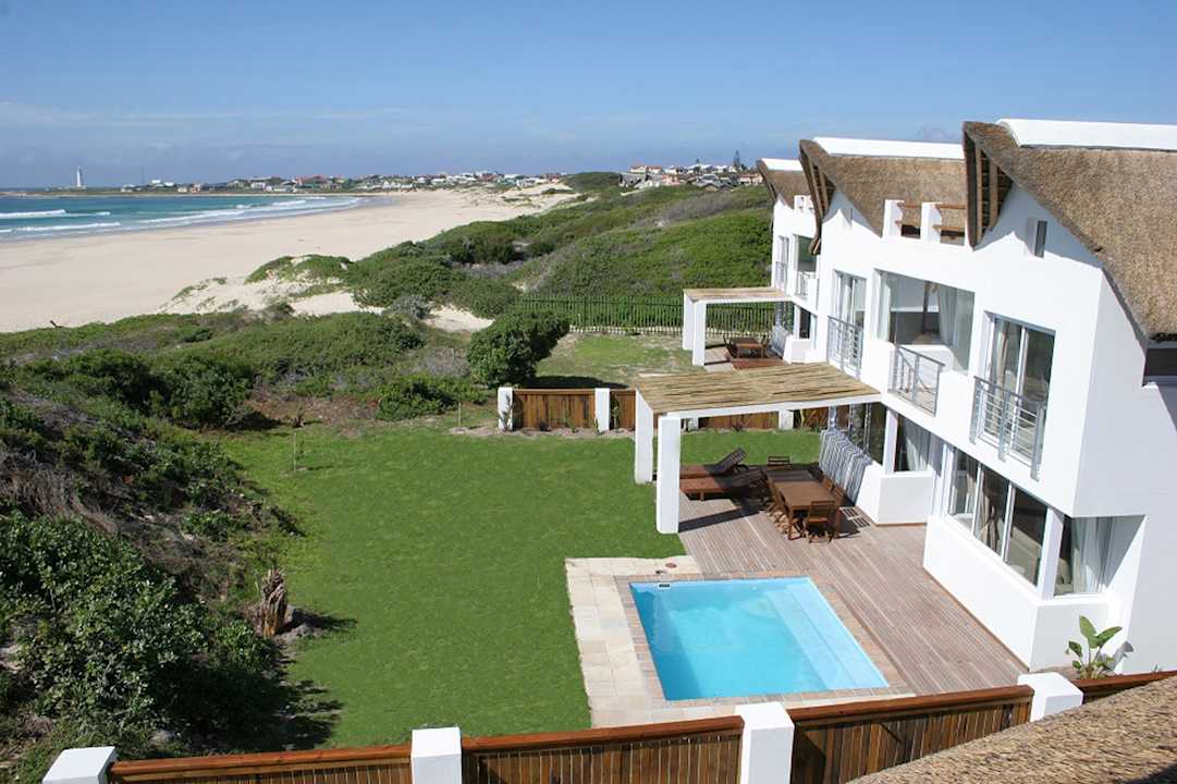 Strand Cape St. Francis Resort