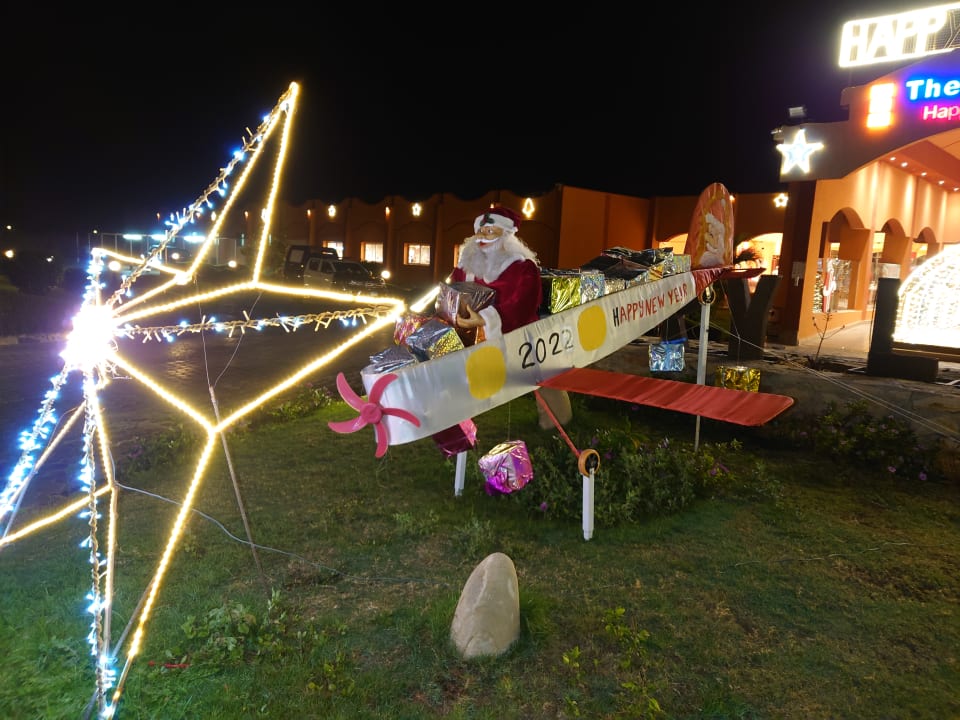 Gartenanlage Three Corners Happy Life Beach Resort