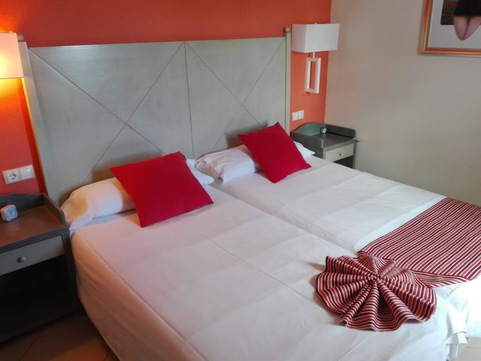 Unser Appartement Schlafbereich allsun App.-Hotel Albatros