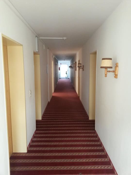 Flur Nebengebäude EG Ruperti - Gästehaus