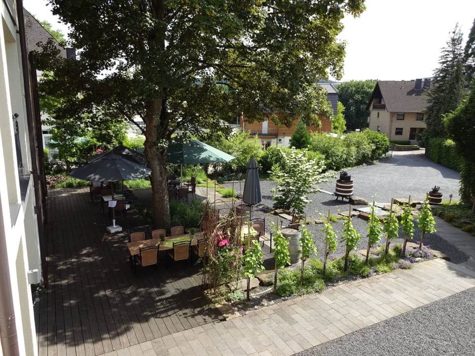Terrasse Hotel Weinhof Burggarten