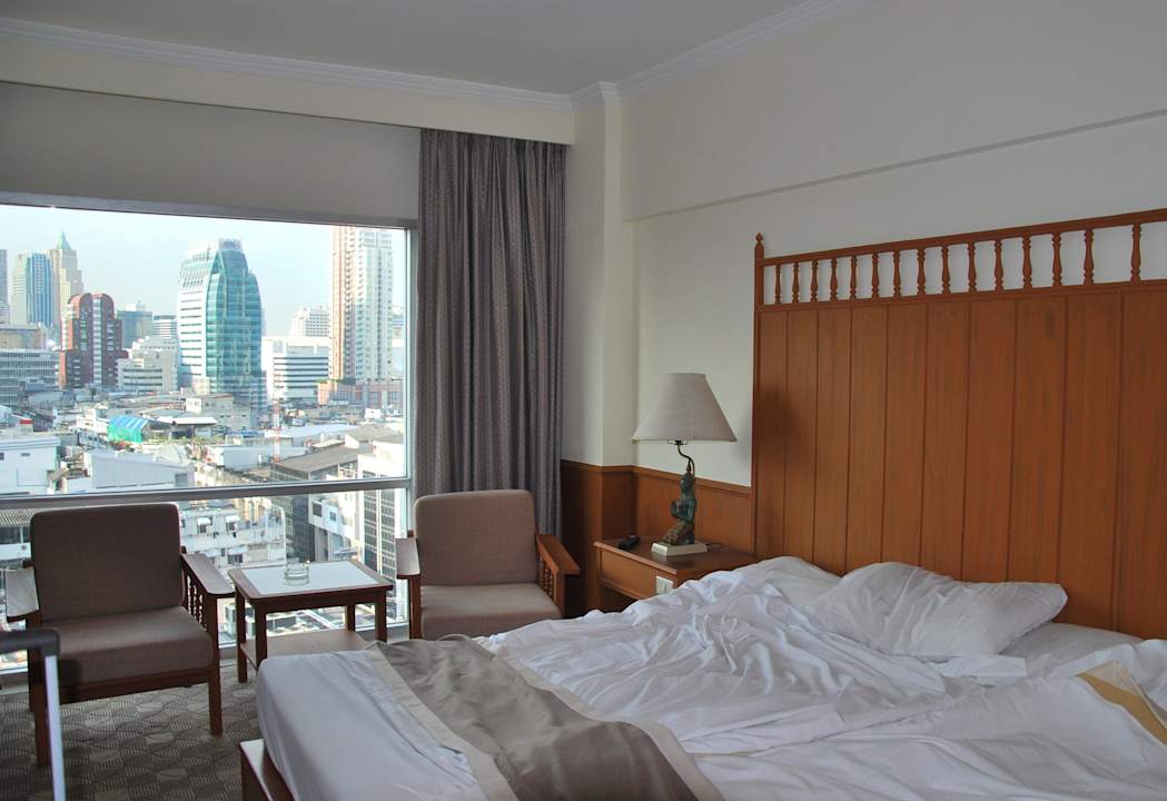 Pokój na 21 pietrze Hotel Bangkok Palace