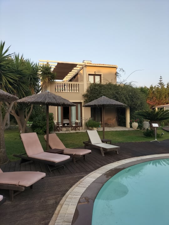 Pool Almyros Villas Resort