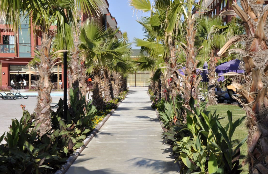 Weg zum Restaurant Siam Elegance Hotels & Spa