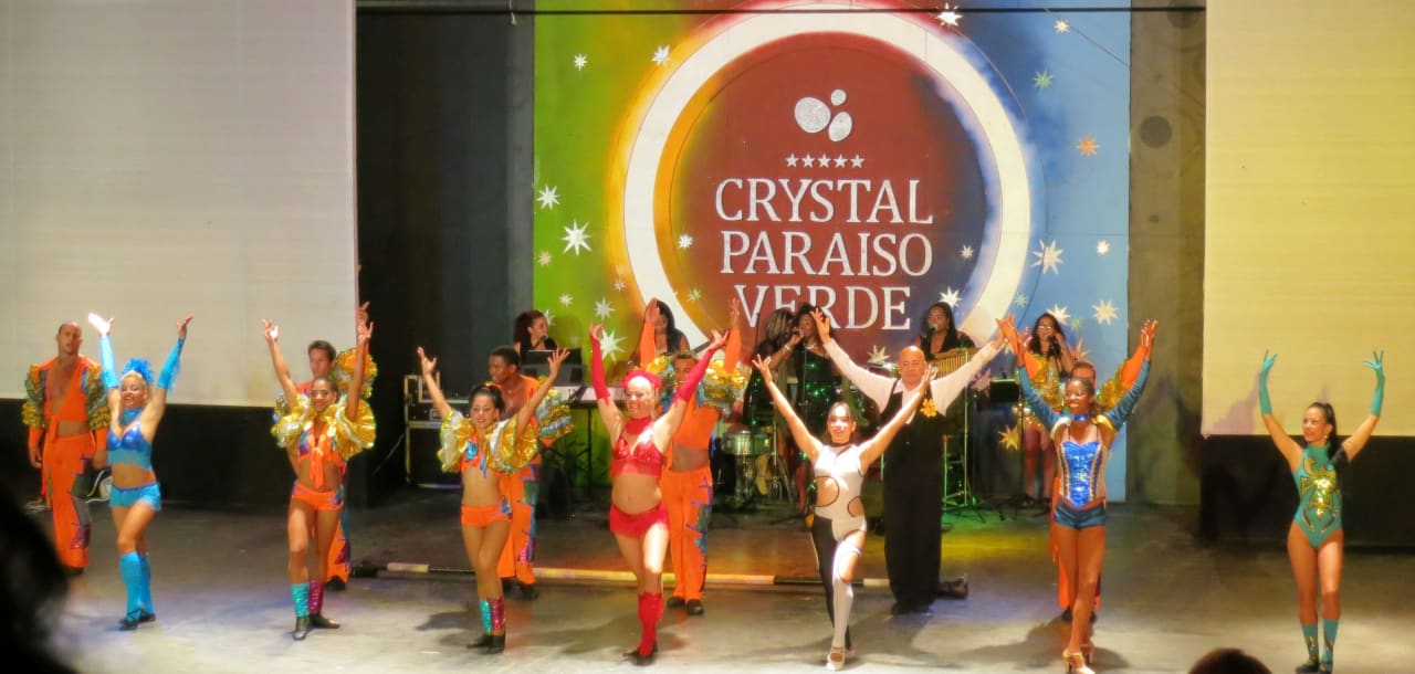 Show Kubanische Akrobatik Crystal Paraiso Aqua Collection