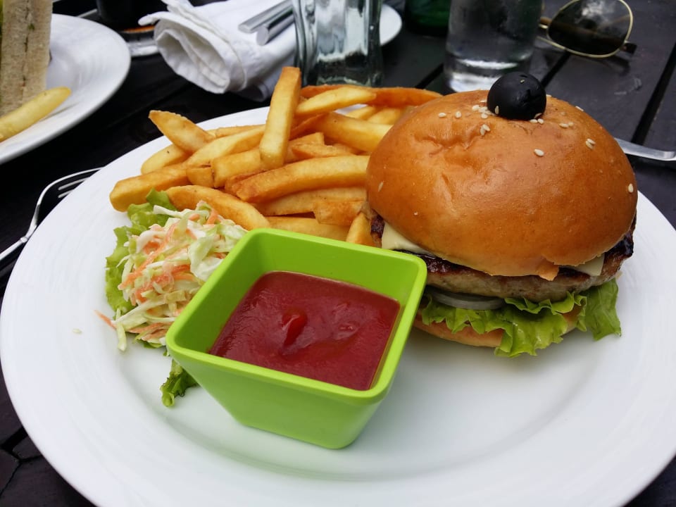 Mittagessen Habarana Village by Cinnamon