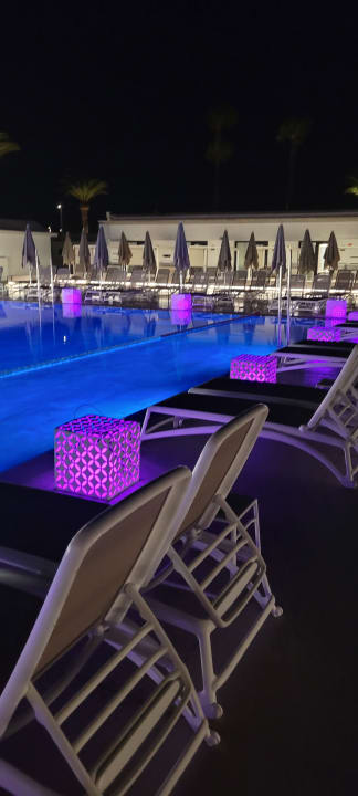 Pool Club Maspalomas Suites & SPA