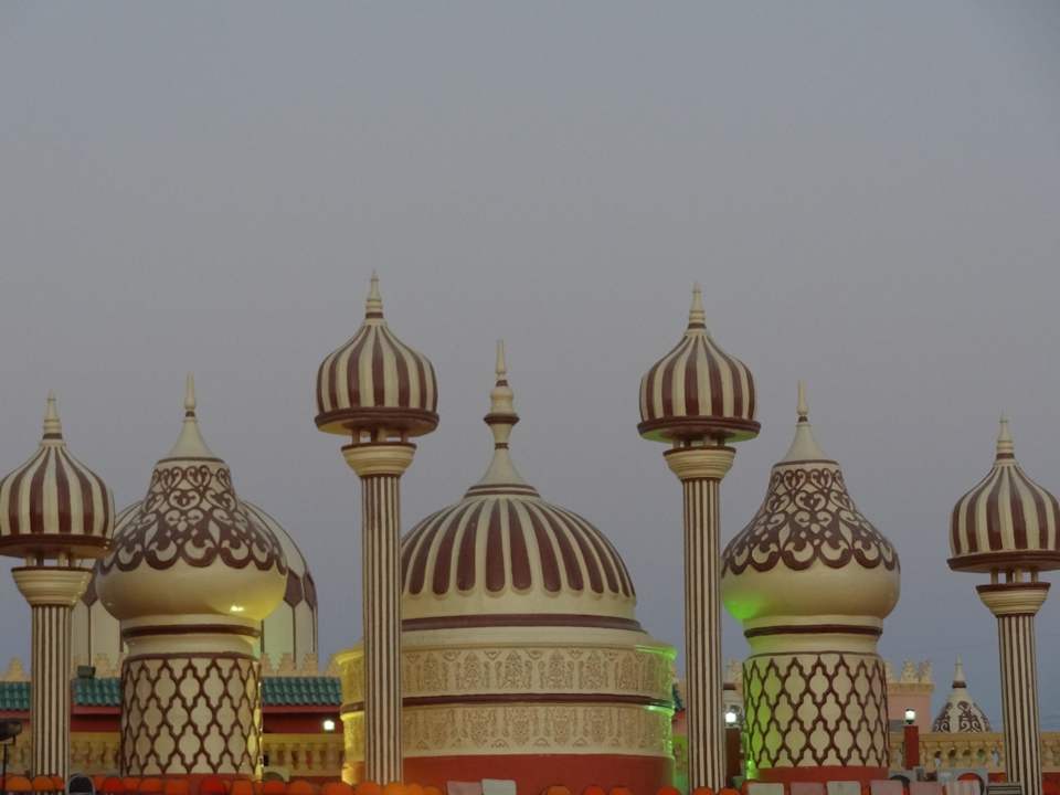 Die "Dächer"   Pickalbatros Alf Leila Wa Leila Resort - Neverland Hurghada