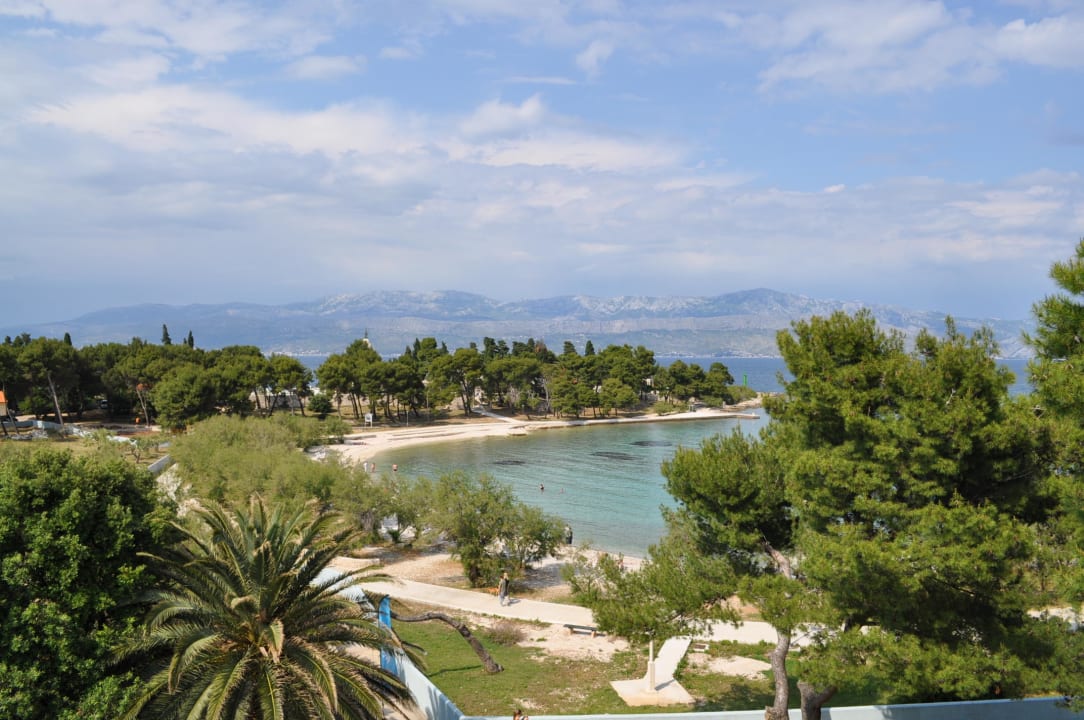 Blick auf die Banj Bucht Waterman Svpetrvs  Resort