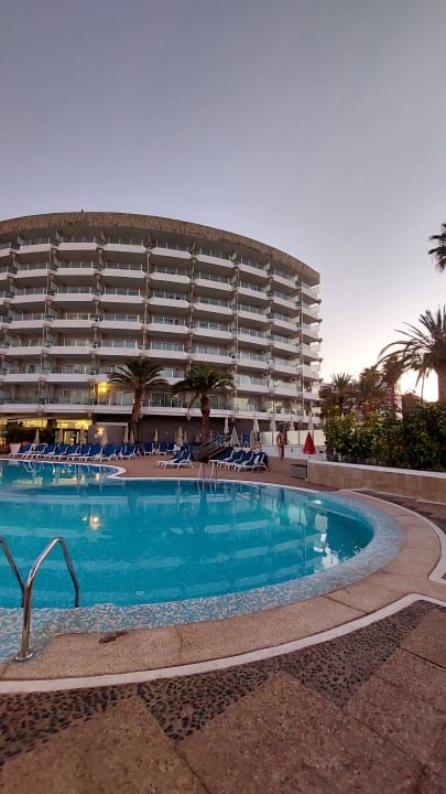 Außenansicht Bull Escorial & Spa