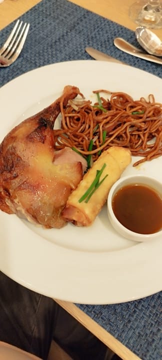 Gastro Acanthus Cennet Barut Collection