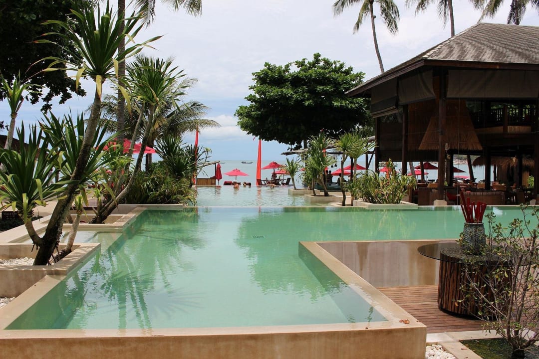 Pool und Restaurantbereich Anantara Rasananda Koh Phangan -  Villas