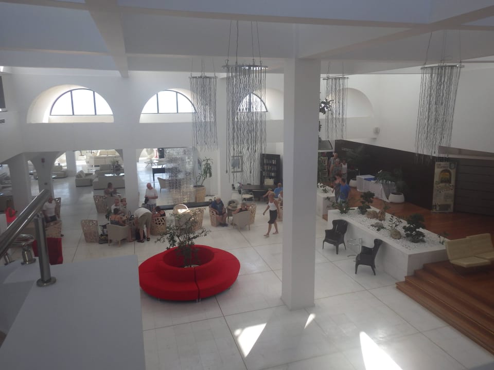 Blick vom Tui-Balkon TUI BLUE Oceanis Beach and Spa Resort