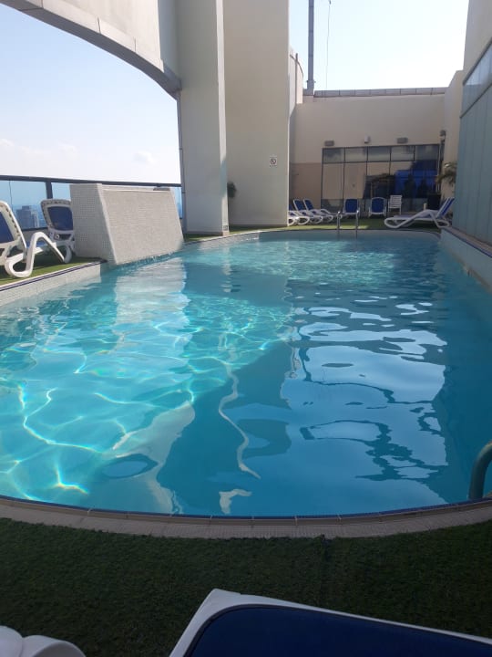 Pool First Central Hotel Suites