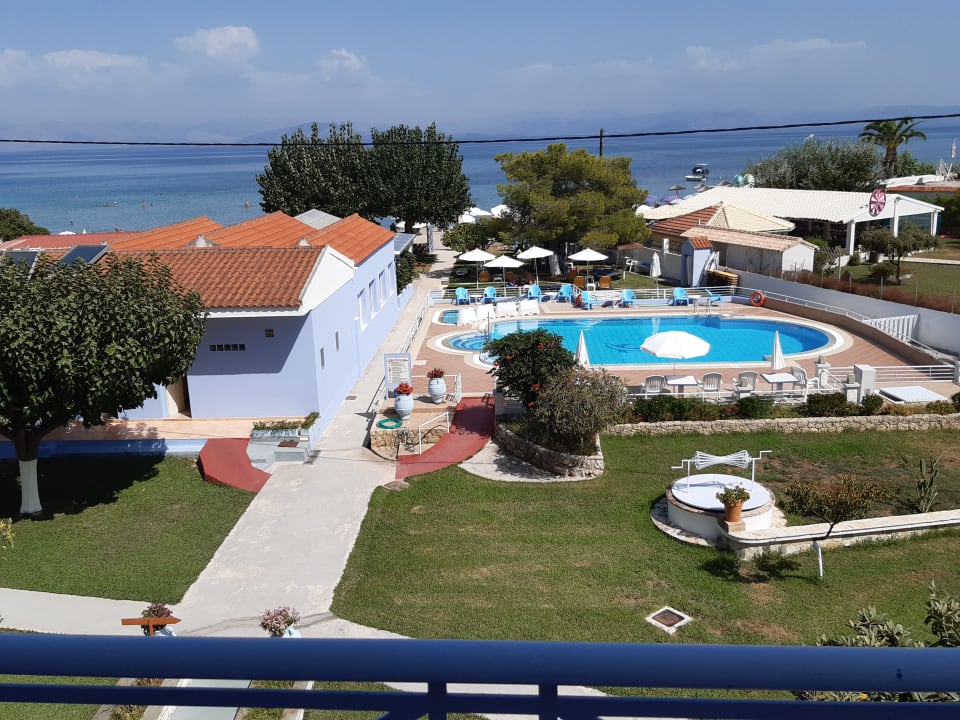 "Gartenanlage" Hotel Margarita Beach (Moraitika) • HolidayCheck (Korfu