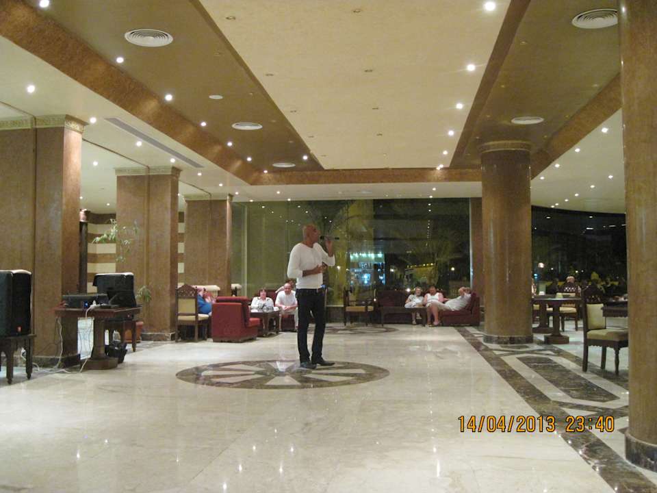 Живая музыка после ужина перед дискотекой Riviera Aqua Park Resort